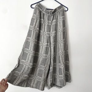 B&W Patterned Wide Leg Flow-y Trousers